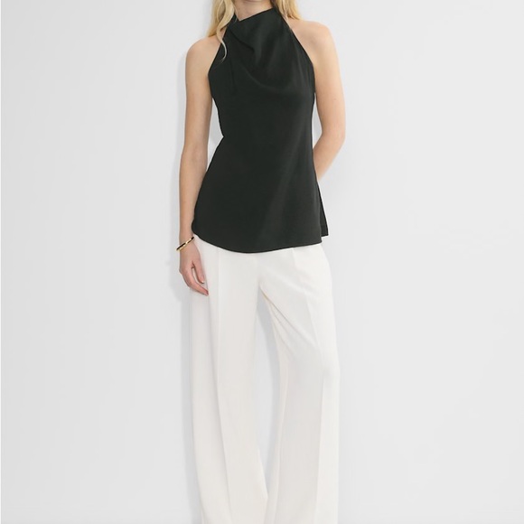 Aritzia Pants - Aritzia Effortless Pant in size 2